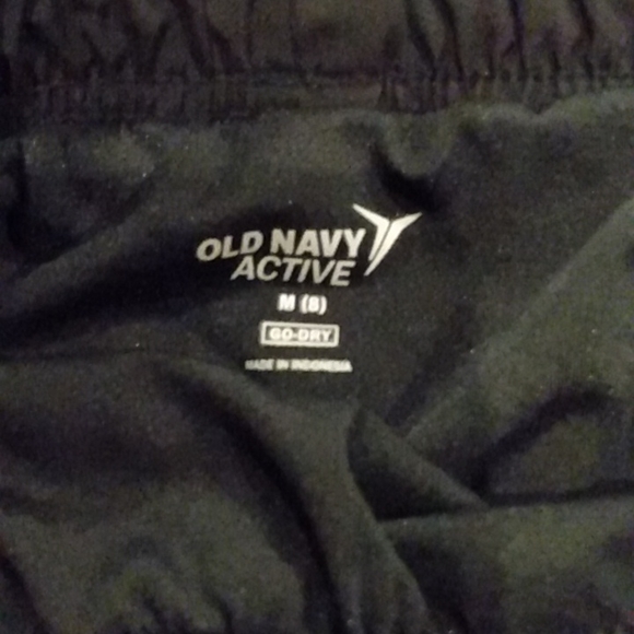 Girls Old Navy Go-Dry Active Shorts - Picture 2 of 3